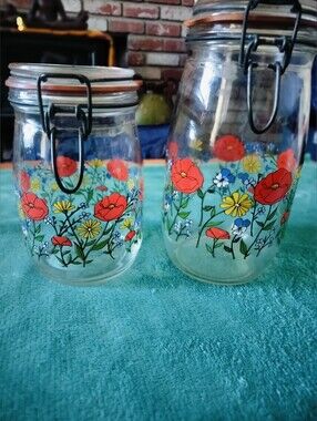 2 Vtg ARC France Glass Jar Canisters Summer Flowers Poppy Flowers, 1L & 1.5L